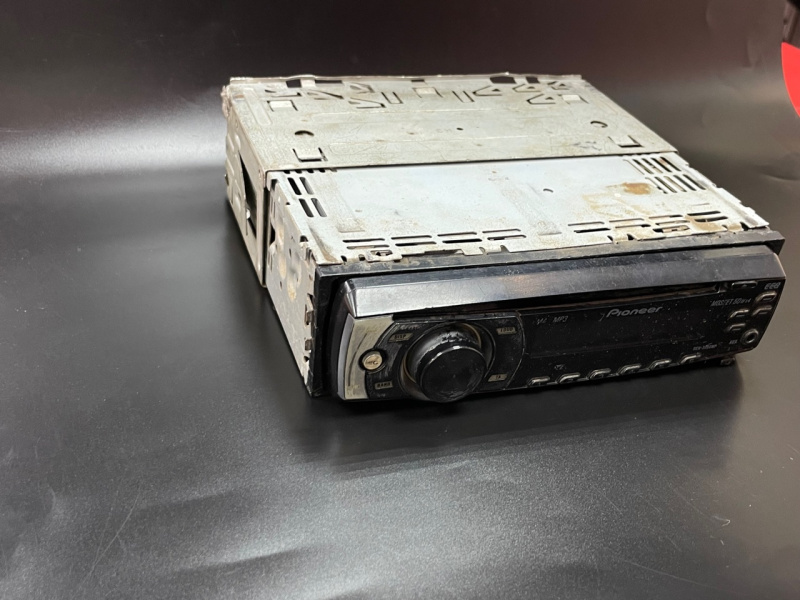 Автомагнитола Pioneer deh-3000up