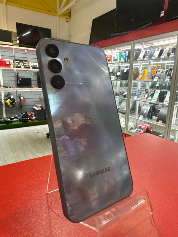 Мобильный телефон Samsung Galaxy A15