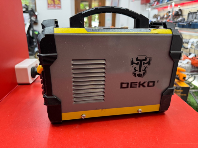 Сварочный аппарат - инвертор ММА Deko AC1 230