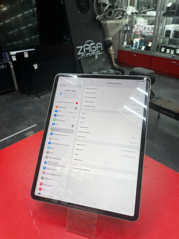 Планшет Apple iPad Air 13 (2025)