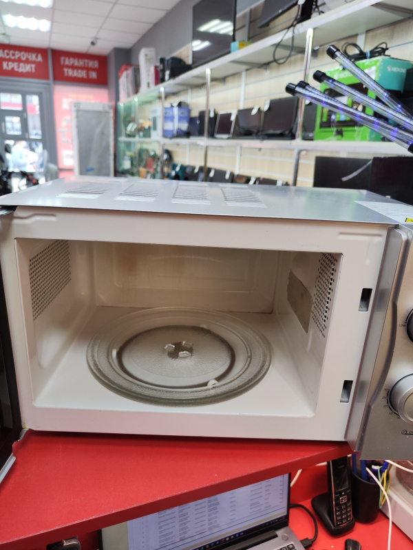 Микроволновая печь Candy cpmw2070s